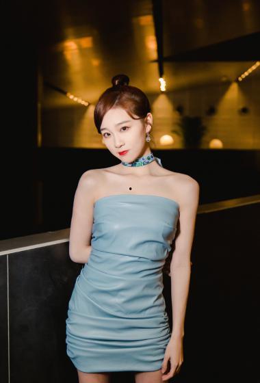 李子璇 个人资料,青春偶像的蜕变之路